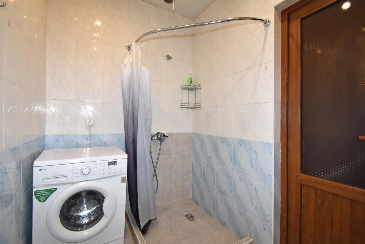 Armenak Apartment 5-Комнатная Yerevan Exterior foto