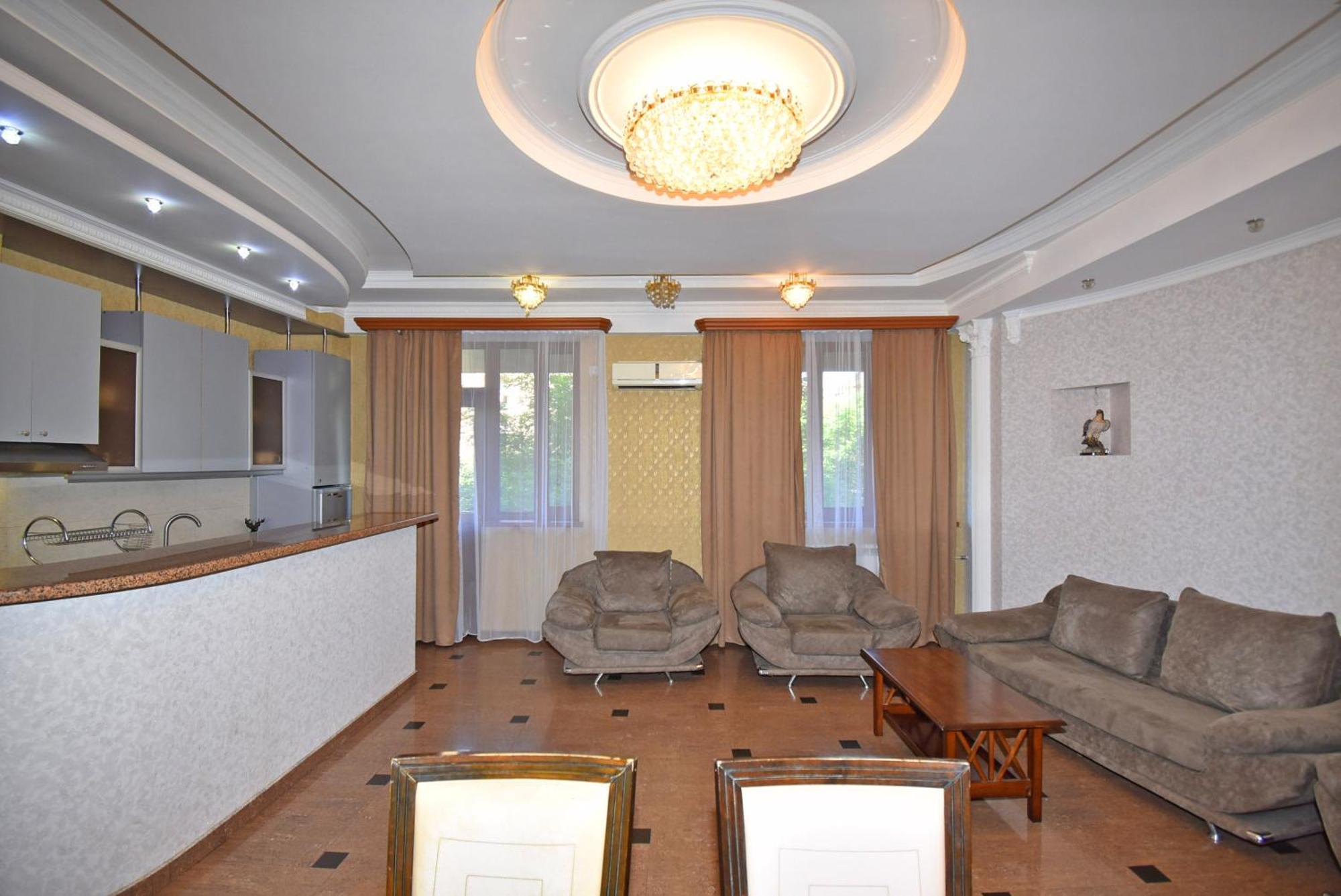 Armenak Apartment 5-Комнатная Yerevan Exterior foto