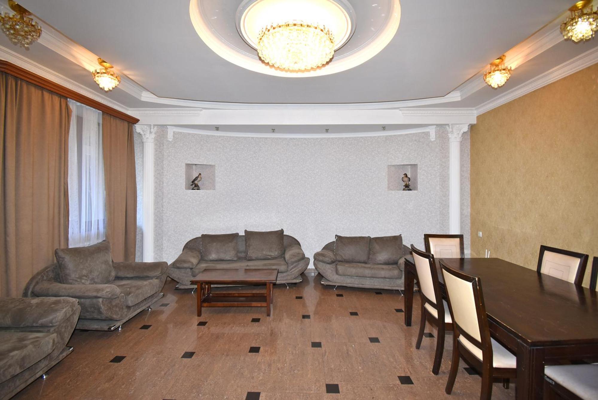 Armenak Apartment 5-Комнатная Yerevan Exterior foto