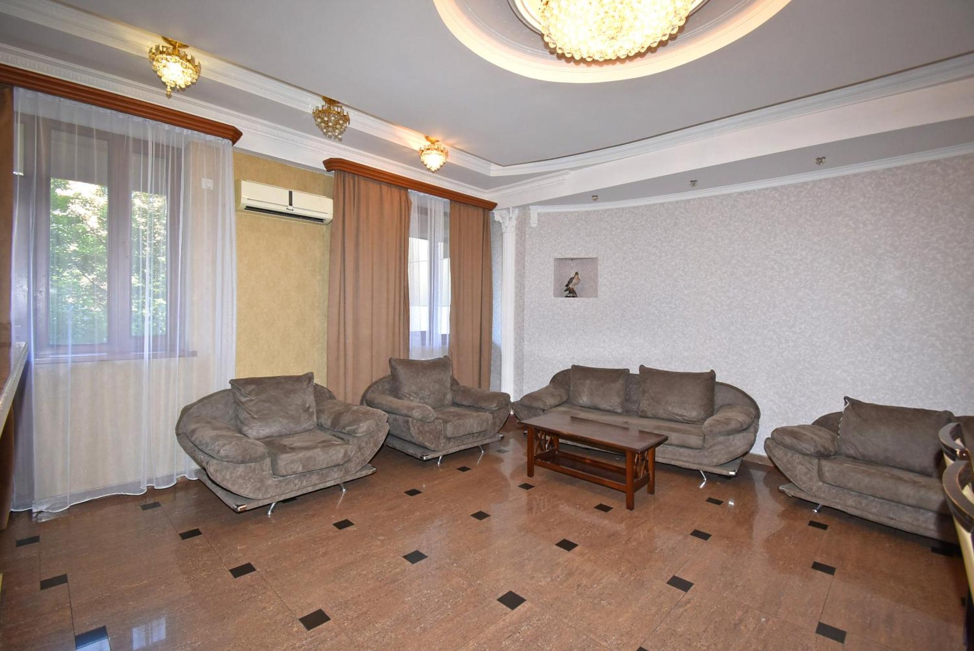 Armenak Apartment 5-Комнатная Yerevan Exterior foto